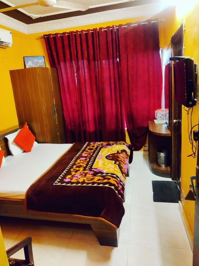 Hotel Novelty Джамму Экстерьер фото
