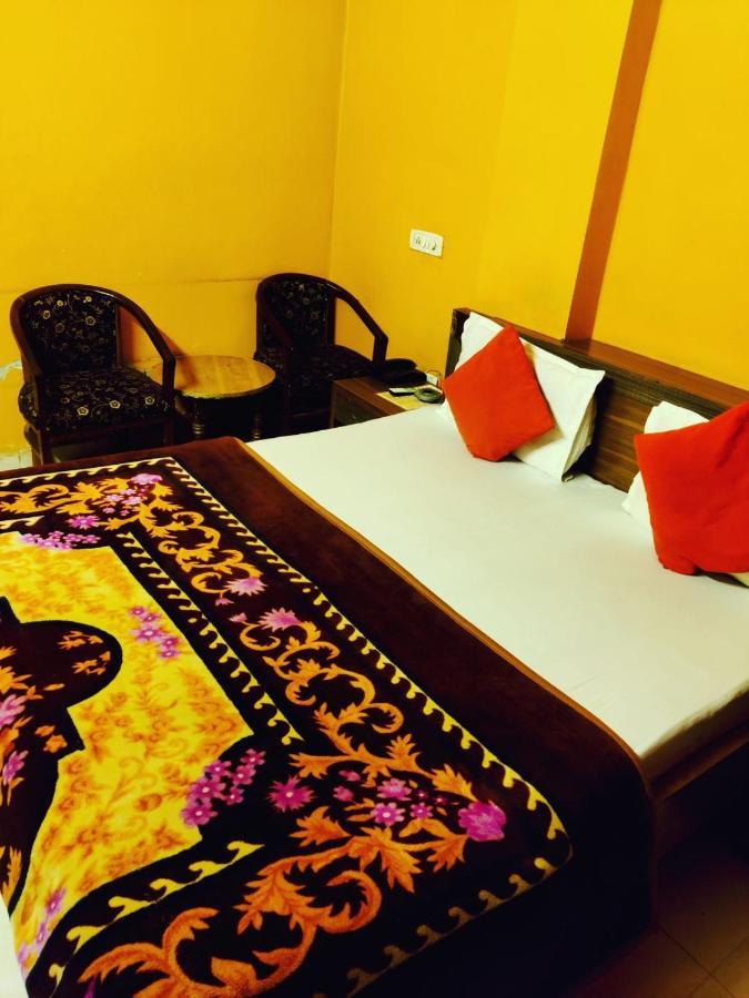 Hotel Novelty Джамму Экстерьер фото